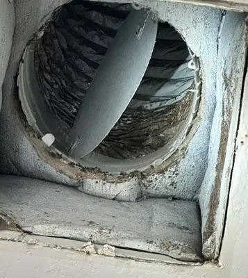 Dirty air duct opening