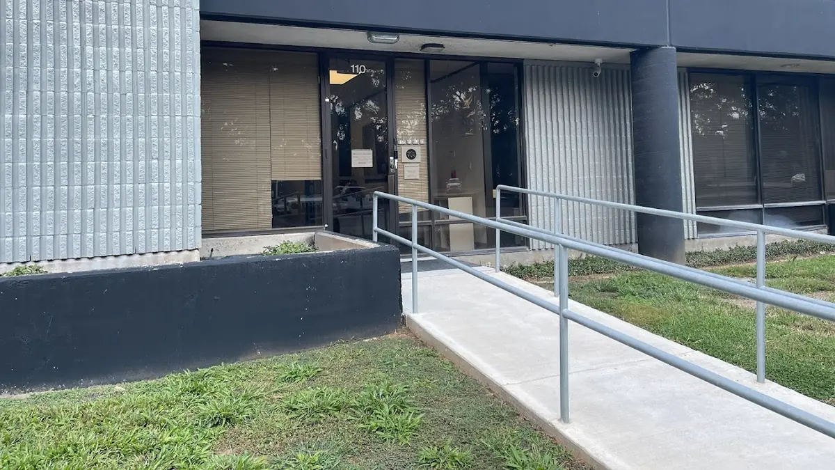 Entrance and access ramp at the Microbiology Specialists Incorporated building